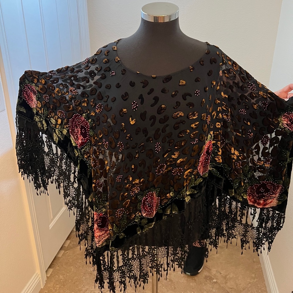 Mina Poncho